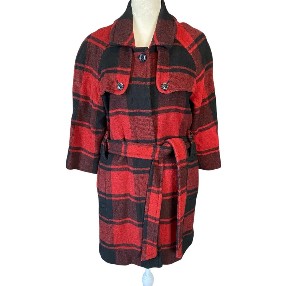 Gap red black plaid flannel mid length button down collared 3/4 sleeve coat M